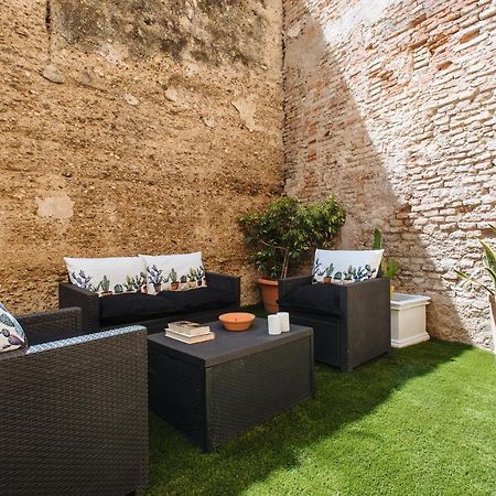 Sol Suite Apartment With Garden Sevilla Exterior foto