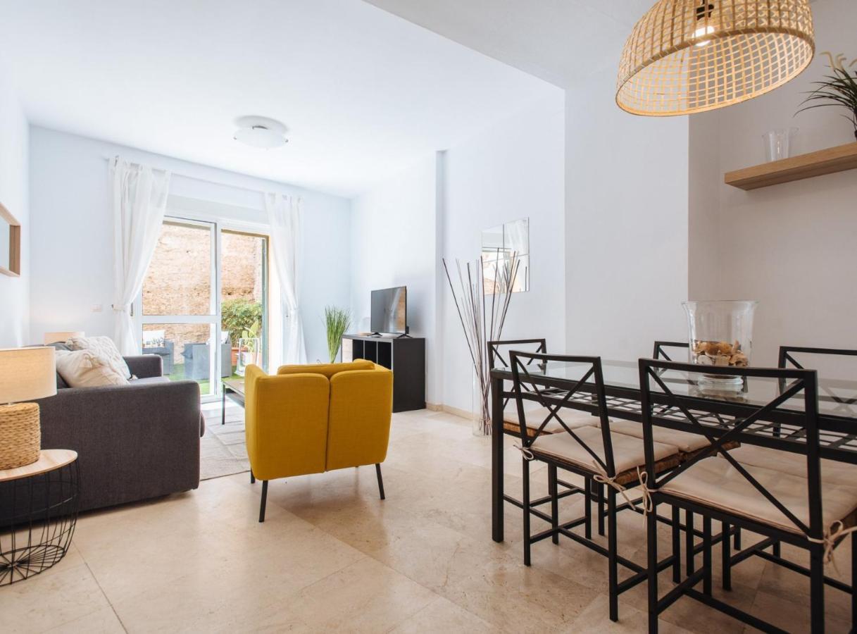Sol Suite Apartment With Garden Sevilla Exterior foto
